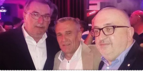 Autobus navijača iz Ljubuškog na utakmici s Ukrajinom ljubuski.info